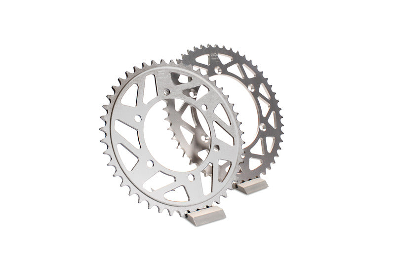 AFAM Steel Standard Rear Sprocket 14205 - 428 för Husqvarna TE 125. Hållbart bakdrev i stål, kompatibelt med modeller från 2011-2013.